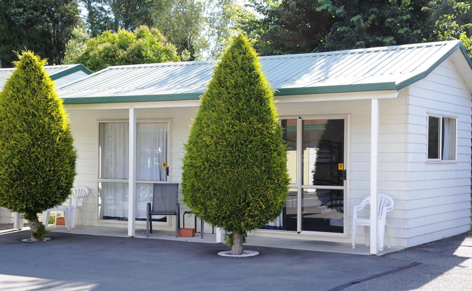 Blenheim Bridges Holiday Park Exterior foto